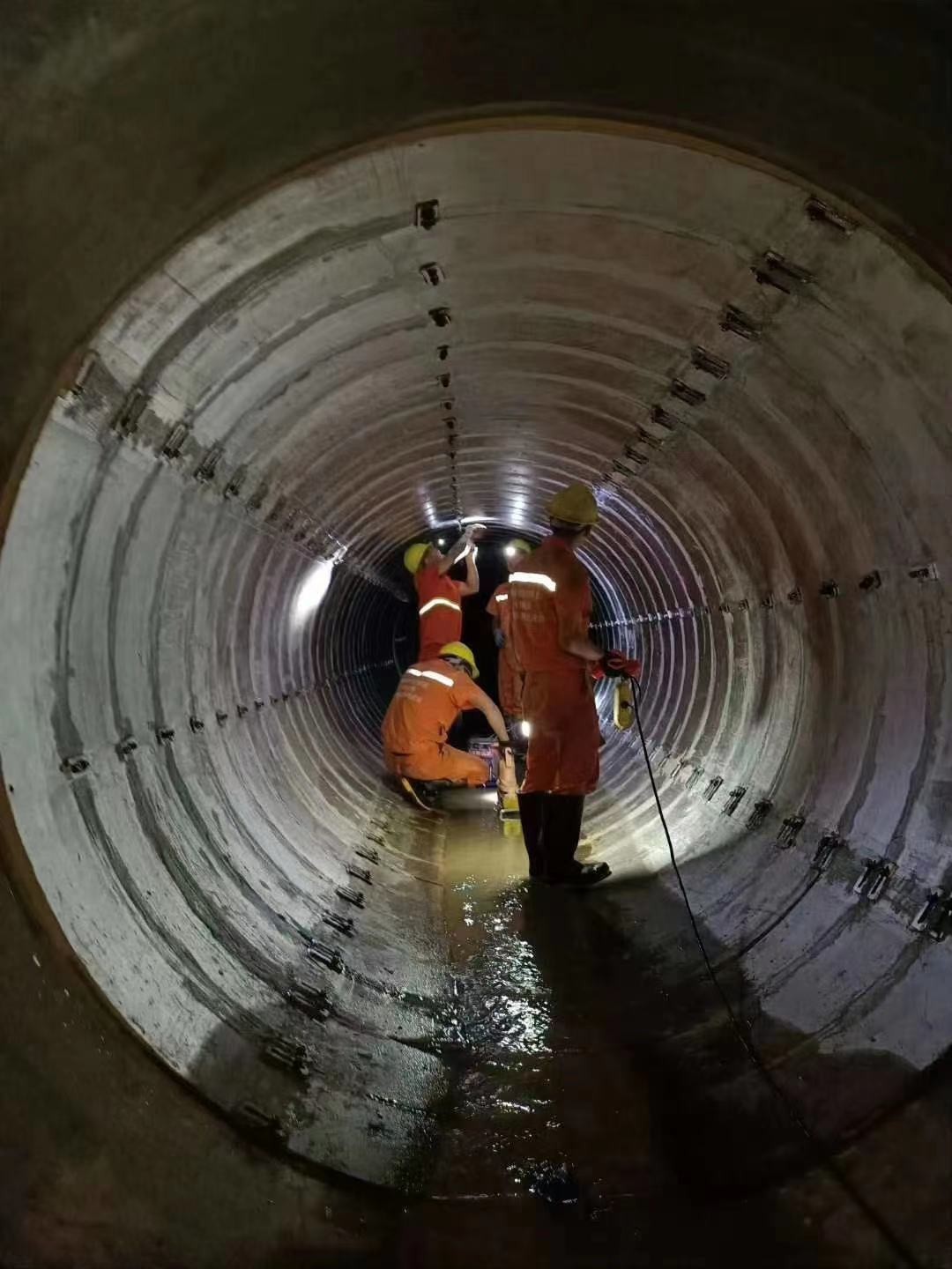 吉隆管道非开挖修复